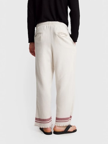 Giesto Regular Pants in White