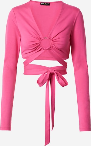 ABOUT YOU x Antonia Shirt 'Corin' in Pink: predná strana