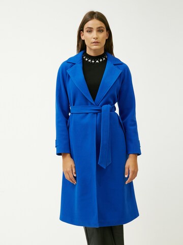 Influencer - Abrigo de entretiempo en azul: frente