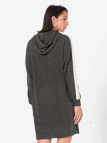 ONLY Knitted dress 'Ulda' in Grey