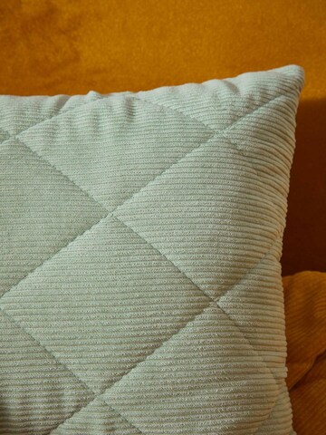 ESSENZA Pillow 'Billie' in Green