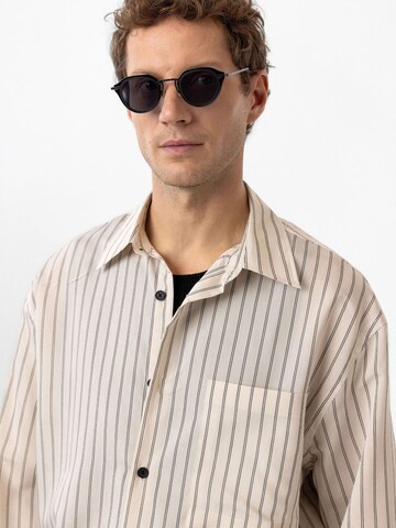 Antioch Regular fit Button Up Shirt 'Ruby' in Beige