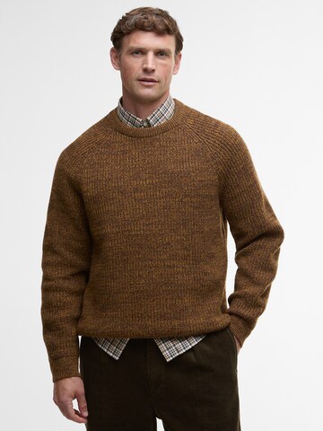 Barbour Trui 'Horseford' in Bruin: voorkant