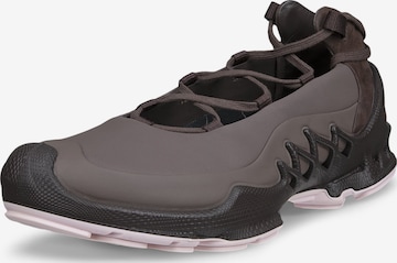 Baskets basses 'Biom Aex' ECCO en marron : devant