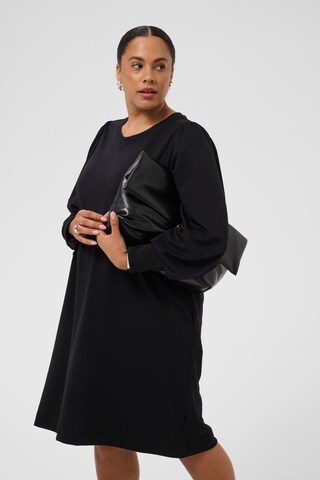 Robe KAFFE CURVE en noir : devant