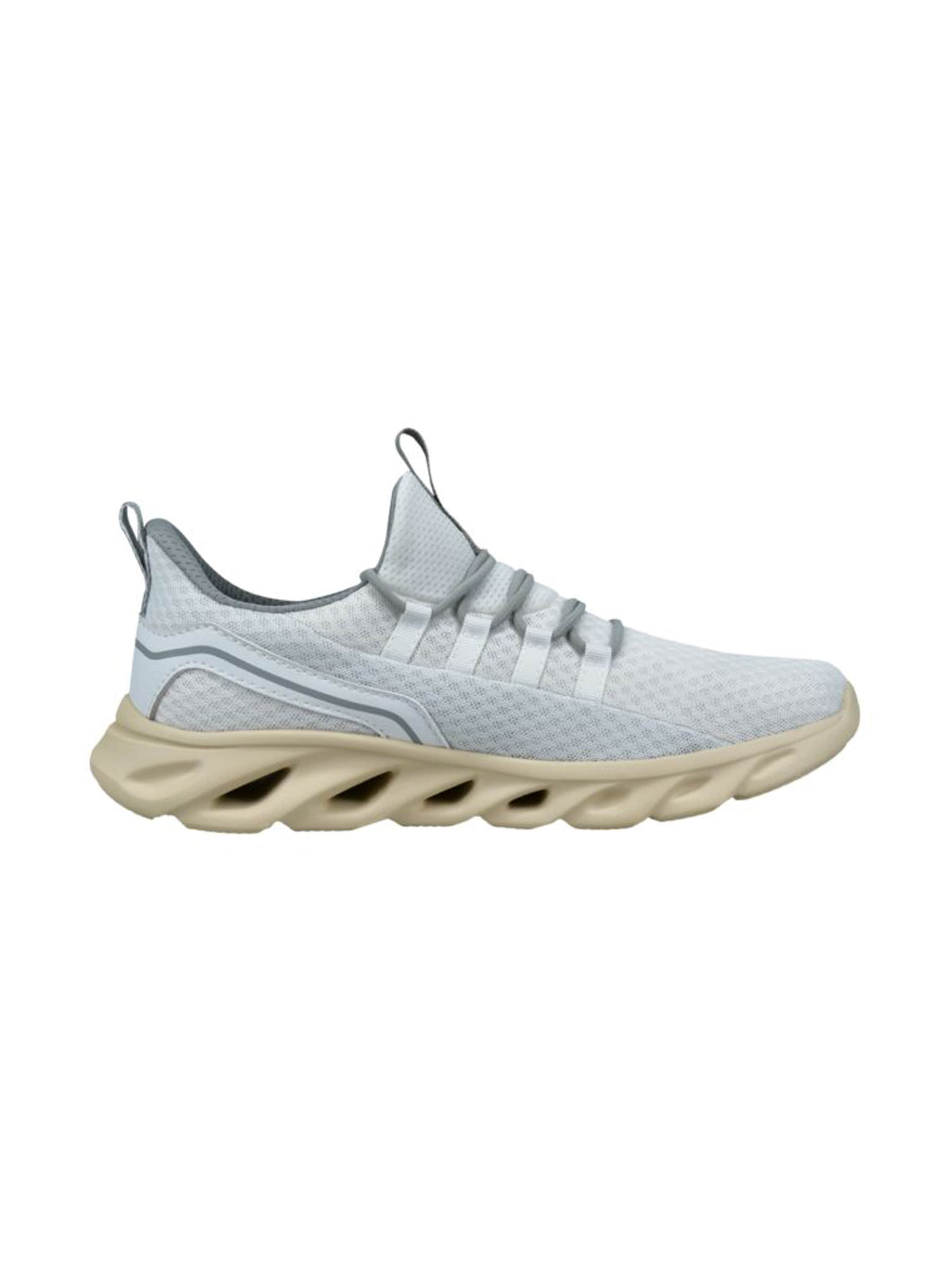 Sneaker low de la bugatti pe alb