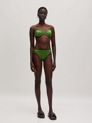 EDITED Balconette Bikini 'Silvana' in Green: front