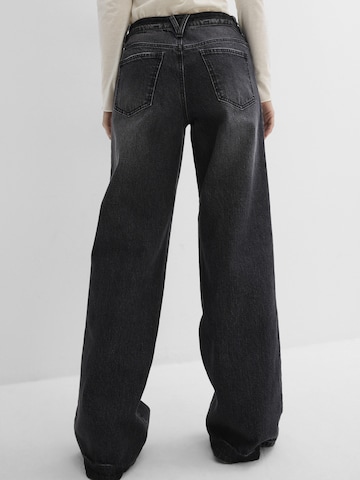 bonprix Wide Leg Jeans in Schwarz