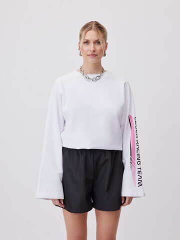 Sweat-shirt 'Lola' LeGer by Lena Gercke en blanc