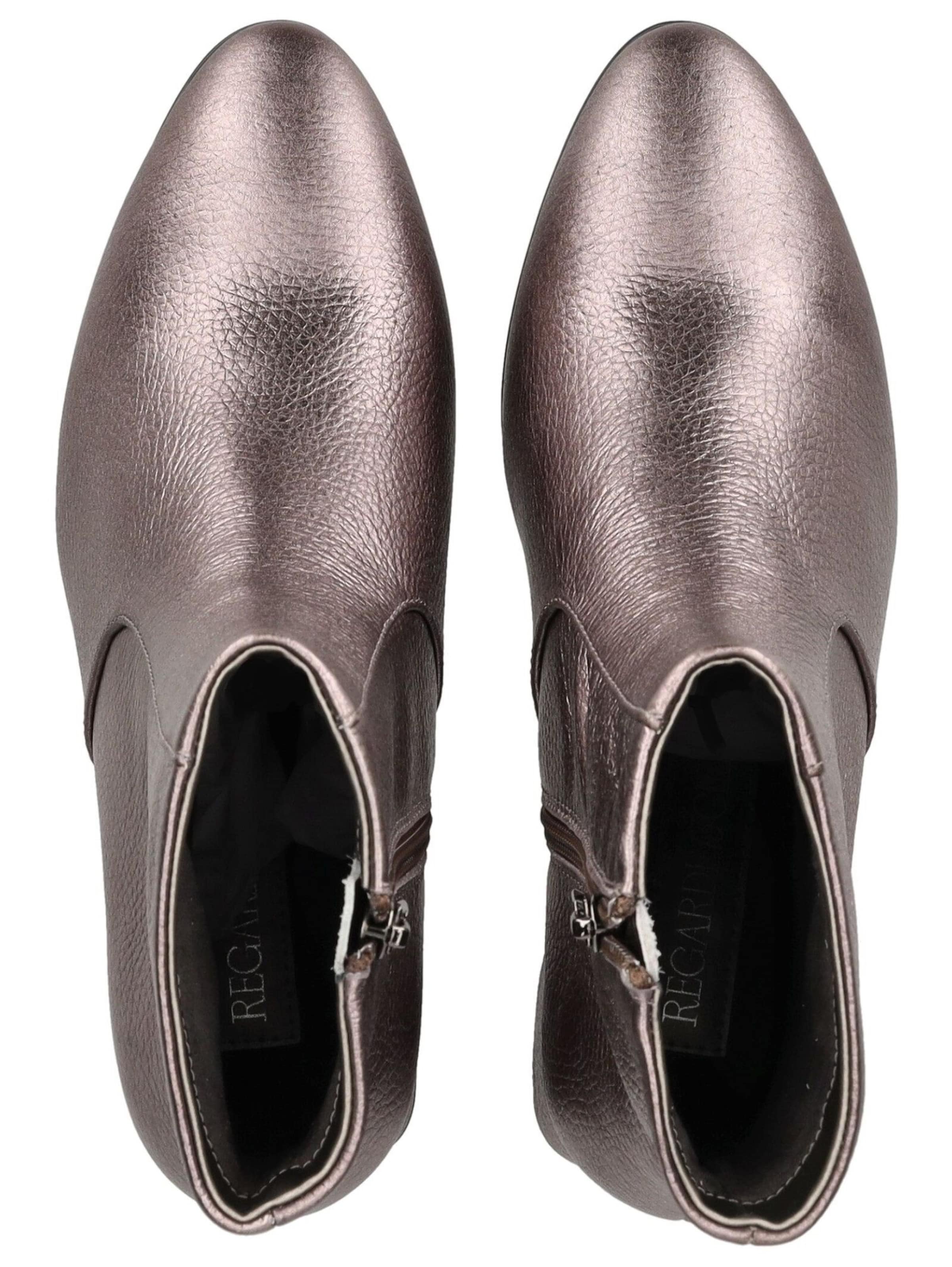 Regarde le Ciel Ankle Boots in Silver