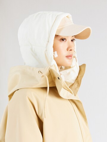 Embassy of Bricks and Logs Between-Seasons Parka 'MONTEBELLO' in Beige