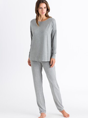 Hanro Pyjama ' Natural Elegance ' in Grau: predná strana