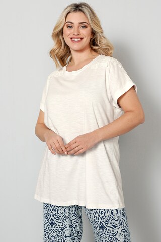 Sara Lindholm Shirt in Beige: voorkant