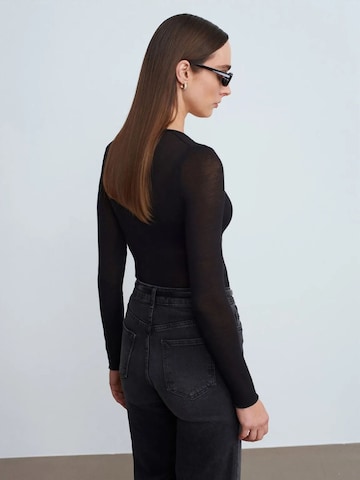 Dilvin Blouse in Black