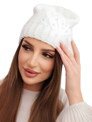 Lumera Muts in Wit: voorkant