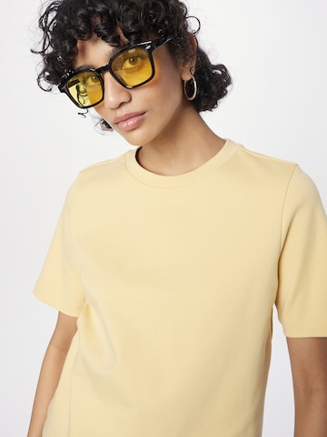 s.Oliver BLACK LABEL Μπλουζάκι σε κίτρινο