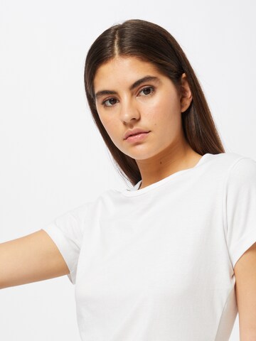 T-shirt 'Fave' WEEKDAY en blanc