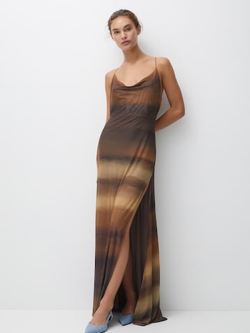 Pull&Bear Dress in Brown: front