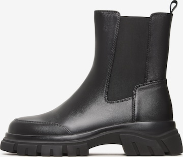 Chelsea Boots CESARE GASPARI en noir : devant