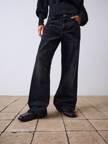 Baggy Jeans di Bershka in nero: frontale
