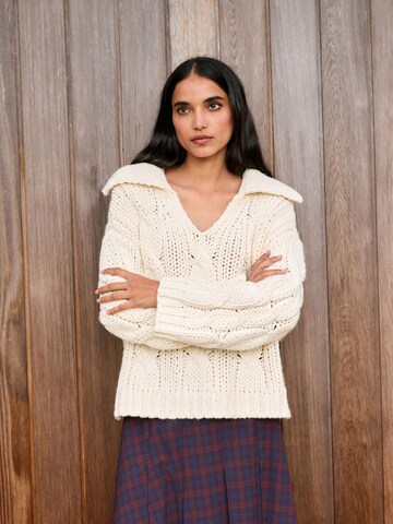 Next Pullover in Beige: Vorderseite