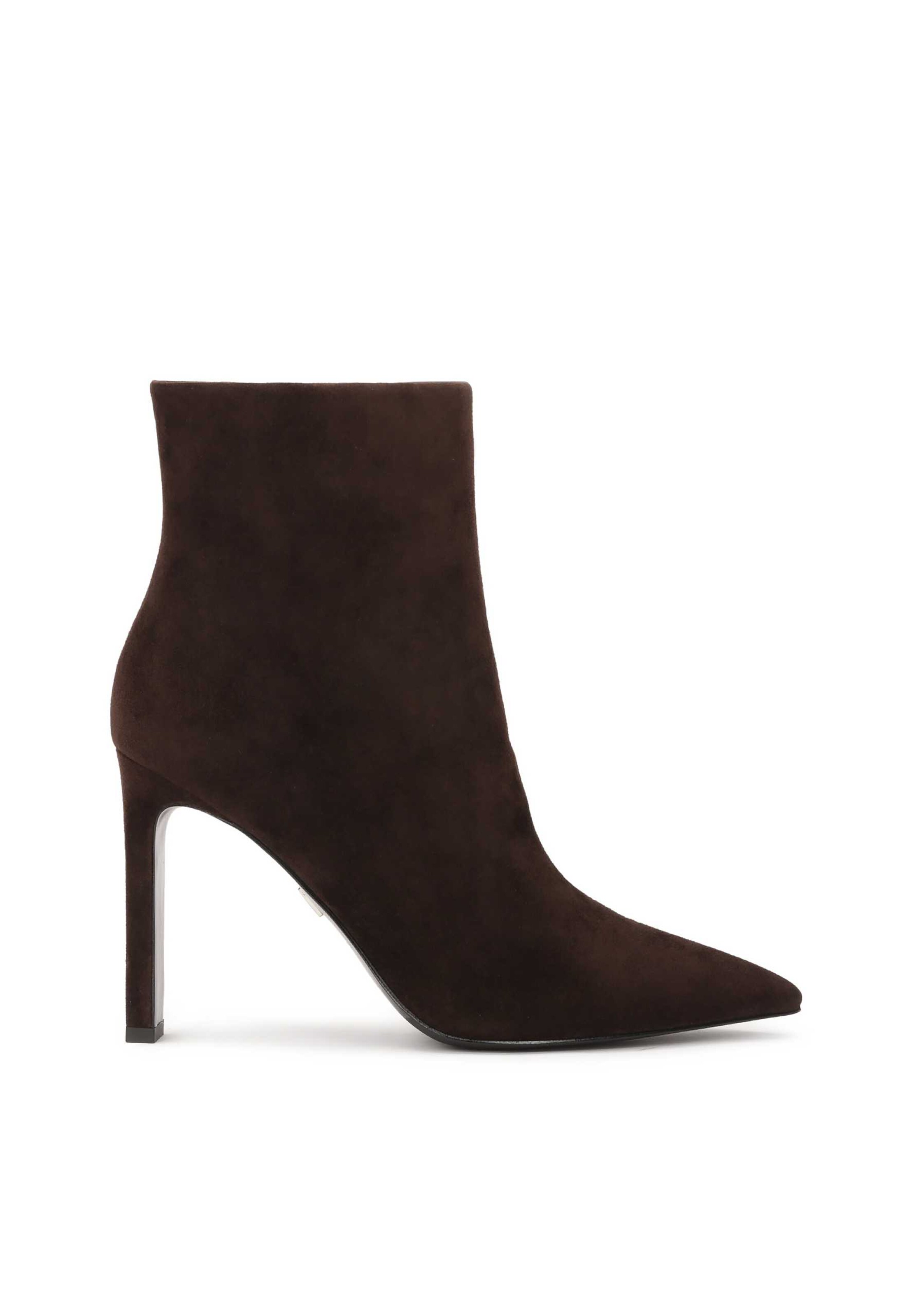 Kazar Boots in Bruin