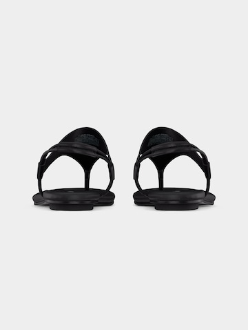 Calvin Klein Σαγιονάρες διχαλωτές σε μαύρο