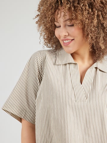 KAFFE CURVE Dress in Beige