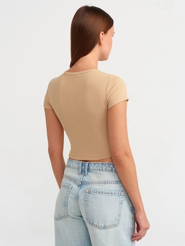 Maglietta 'T-Shirts' di Dilvin in beige