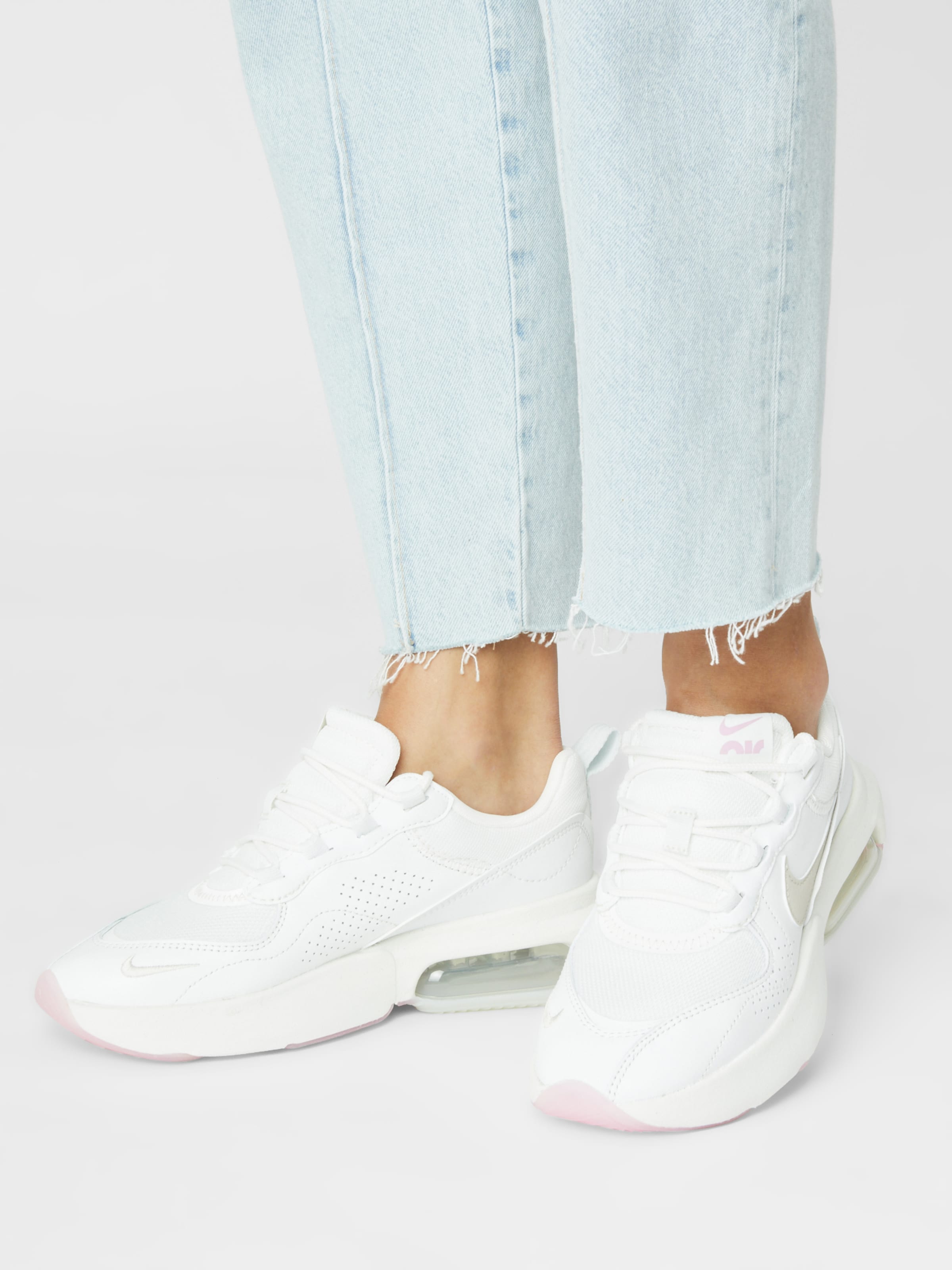 Nike Sportswear Sneaker 'Air Max Verona' in Weiß | ABOUT YOU
