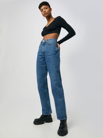 WEEKDAY Loosefit Jeans 'Rowe Extra High Straight' in Blau