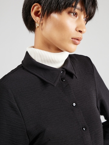 Chemisier 'PCKLORE' PIECES en noir
