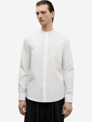 Adolfo Dominguez Regular fit Button Up Shirt in White: front