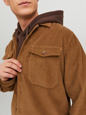 JACK & JONES Comfort Fit Skjorte 'Dallas' i brun