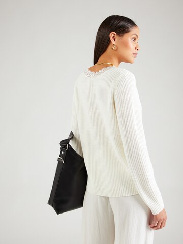 Pull-over 'Lou' VILA en blanc