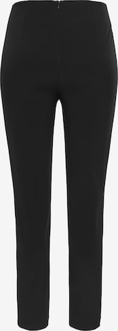 Skinny Pantaloni de la LASCANA pe negru