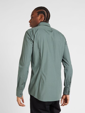 Coupe slim Chemise 'Jenno' HUGO en vert