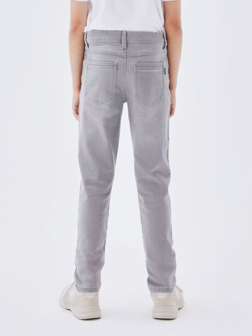 NAME IT Slimfit Jeans 'Silas' i grå