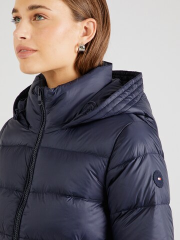 TOMMY HILFIGER Jacke in Blau