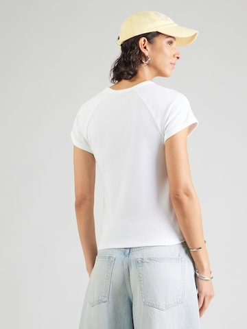 LEVI'S ® Μπλουζάκι 'RILEY' σε λευκό