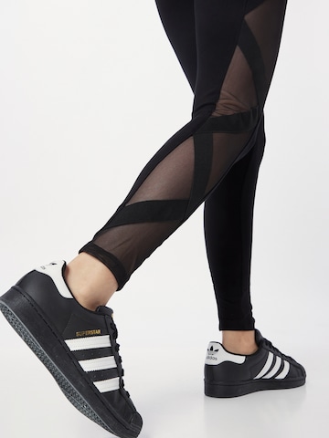 ABOUT YOU Skinny Leggings 'Lani' in Schwarz