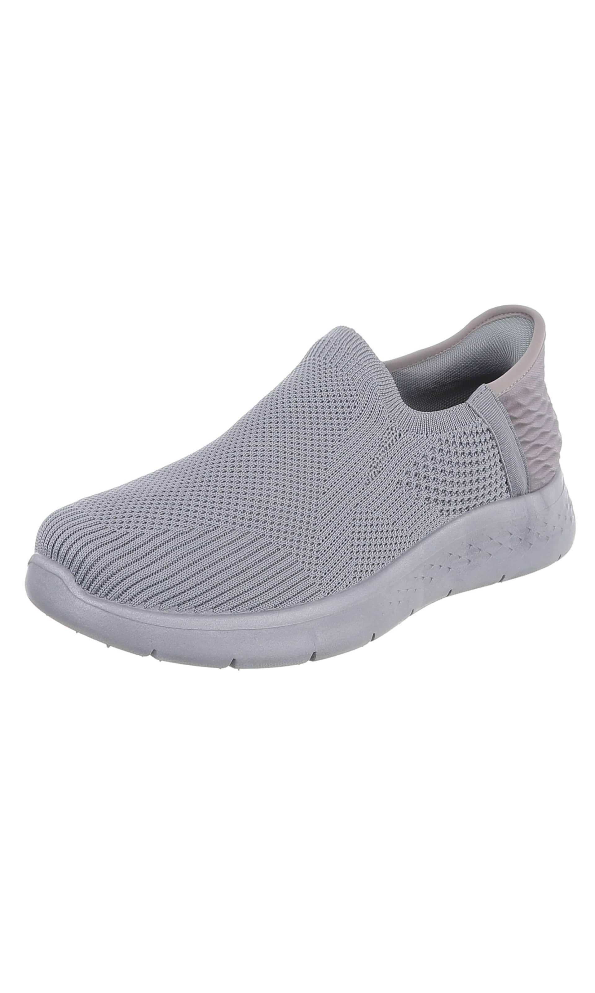 CoolWalk Classic Flats in Grey: front