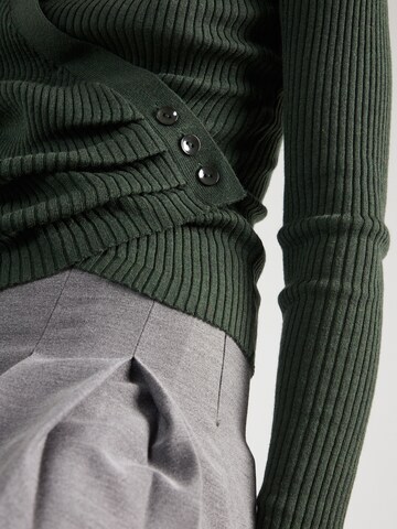 Pullover 'Ina' di ABOUT YOU in verde