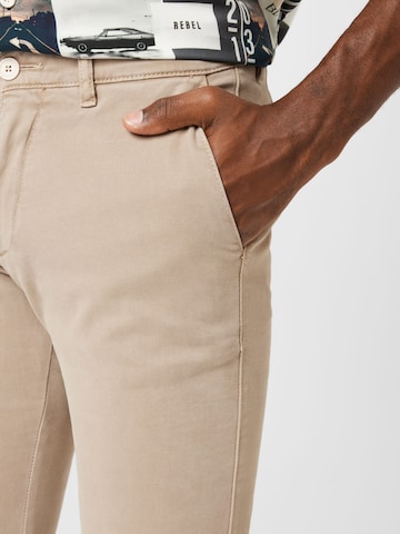 DRYKORN Slimfit Chino 'MAD' in Bruin
