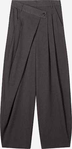 BershkaBaggy Hlače s naborima - siva boja: prednji dio