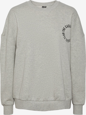 PIECES Sweatshirt 'JYLLO' in Grey: front