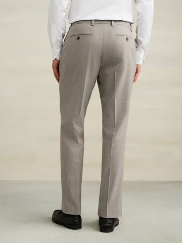 Next Regular Hose 'Motionflex' in Beige