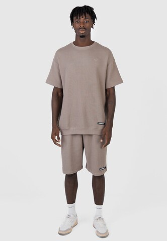 Kleinigkeit Tričko 'Snipes' – hnědá