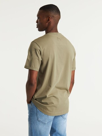 CHASIN' Shirt 'Bro' in Green