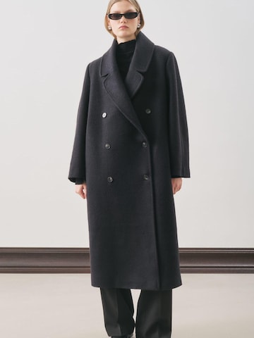 MANUKA Winter Jacket in Black